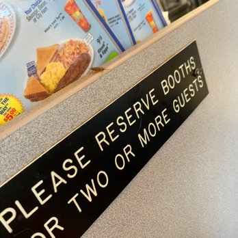 Waffle House - There's a roach crawling around. - Diners Near Me - Flowery Branch, Georgia Waffle House - There's a roach crawling around. - Diners Near Me - Flowery Branch, Georgia