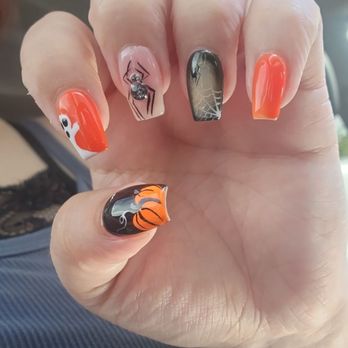 Lee Spa & Nails - Halloween themed nails - Nail Salons Near Me - Titusville, Florida Lee Spa & Nails - Halloween themed nails - Nail Salons Near Me - Titusville, Florida
