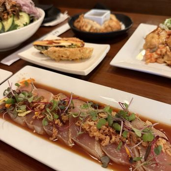 EAT'S SUSHI - NEW STYLE ALBACORE SASHIMI - Sushi Bars Near Me - Costa Mesa, California EAT'S SUSHI - NEW STYLE ALBACORE SASHIMI - Sushi Bars Near Me - Costa Mesa, California