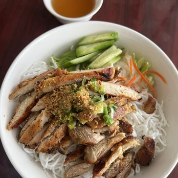 Pho 84 - Vermicelli bowl with grilled lemon grass chicken . #72 . Delicious! - Vietnamese Near Me - Lynnwood, Washington Pho 84 - Vermicelli bowl with grilled lemon grass chicken . #72 . Delicious! - Vietnamese Near Me - Lynnwood, Washington