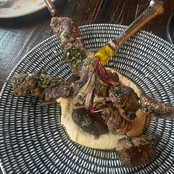 Beatnik On The River - Steak kabobs w hummus - Cocktail Bars Near Me - Chicago, Illinois Beatnik On The River - Steak kabobs w hummus - Cocktail Bars Near Me - Chicago, Illinois