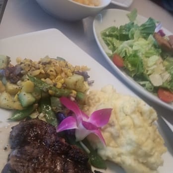 M.A.C. 24/7 - American Near Me - Honolulu, Hawaii