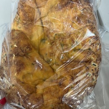 Bread & Honey - Jalapeño cheddar bread - Bakeries Near Me - Bakersfield, California Bread & Honey - Jalapeño cheddar bread - Bakeries Near Me - Bakersfield, California