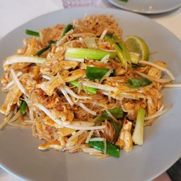Chicken Pad Thai Chicken Pad Thai