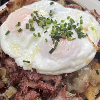 The Maple Counter Cafe - Corned Beef Hash - Breakfast & Brunch Near Me - Walla Walla, Washington The Maple Counter Cafe - Corned Beef Hash - Breakfast & Brunch Near Me - Walla Walla, Washington