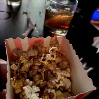 IPIC Pasadena - Churro popcorn - Cinema Near Me - Pasadena, California IPIC Pasadena - Churro popcorn - Cinema Near Me - Pasadena, California