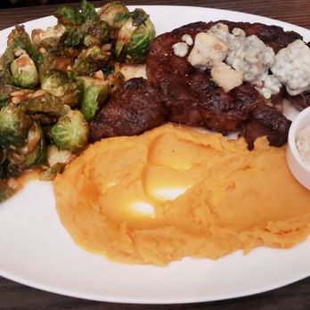 18th & 21st - Rib Eye Steak w Red Wine Butter Sauce - Cocktail Bars Near Me - Columbia, Maryland 18th & 21st - Rib Eye Steak w Red Wine Butter Sauce - Cocktail Bars Near Me - Columbia, Maryland