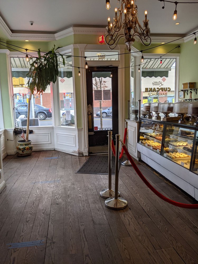 Little Cupcake Bakeshop
