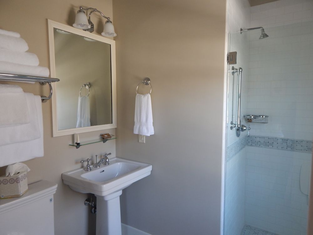 THE PARTRIDGE HOUSE Updated September 2024 22 Photos 383 Main St