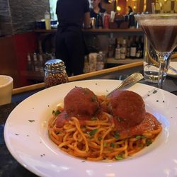 Fontina Grill & Catering - SPAGHETTI MEATBALLS | yummy