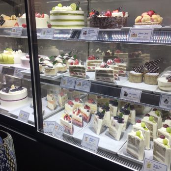 Paris Baguette - The Cake Fridge. - Bakeries Near Me - Queens, New York Paris Baguette - The Cake Fridge. - Bakeries Near Me - Queens, New York