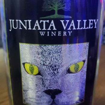 Hat Creek Wine Shop - a cat's eye - Wine Tasting Room Near Me - Carlisle, Pennsylvania