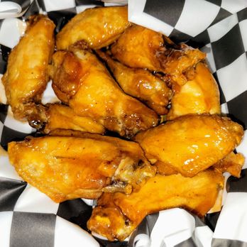 ITAM 39 - Hot Honey wings - Sports Bars Near Me - Girard, Ohio ITAM 39 - Hot Honey wings - Sports Bars Near Me - Girard, Ohio