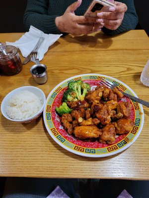 Mr. Chang Halal Chinese by null