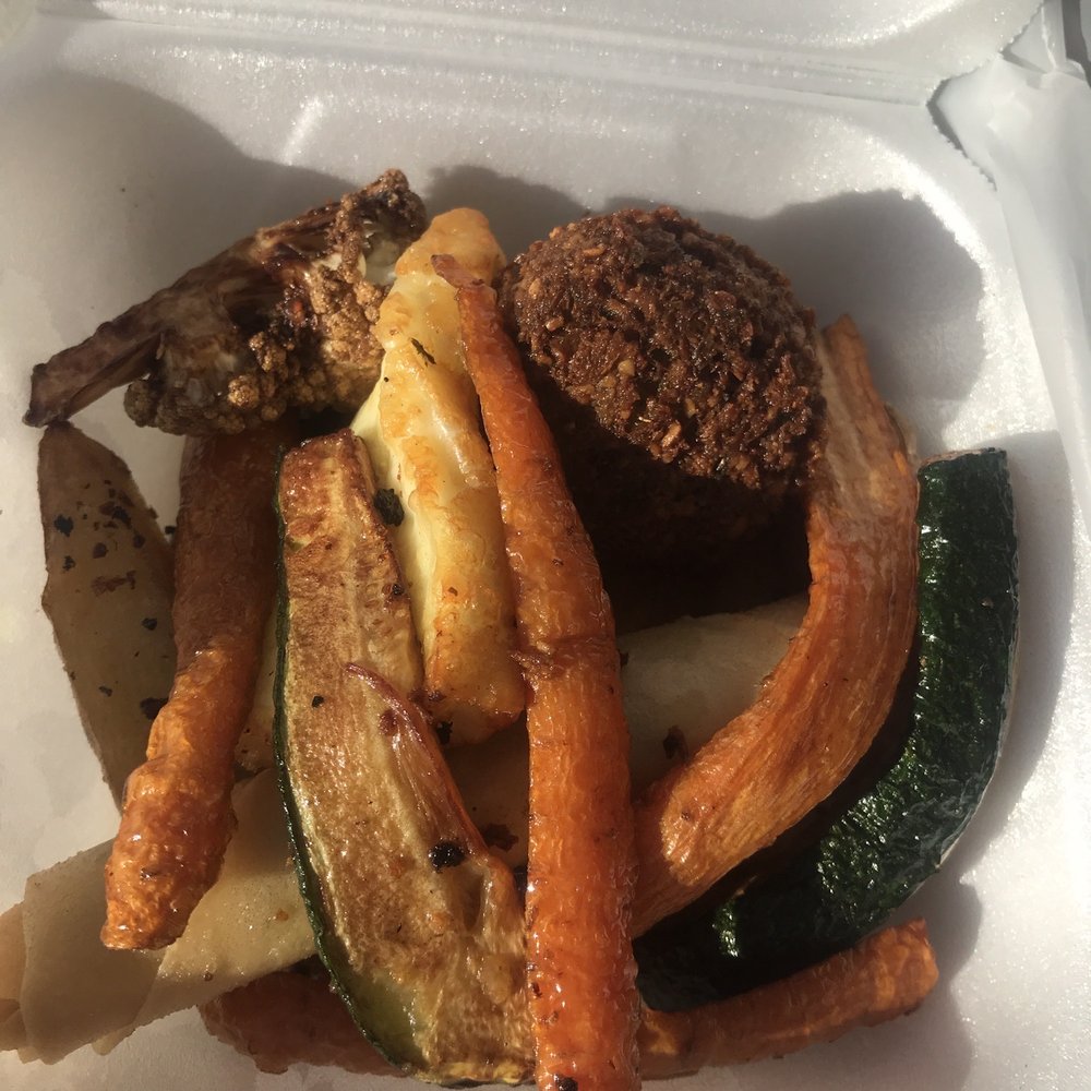 Zweistrom - Vegetarian plate for one person - Arabic Near Me - Berlin, BE Zweistrom - Vegetarian plate for one person - Arabic Near Me - Berlin, BE