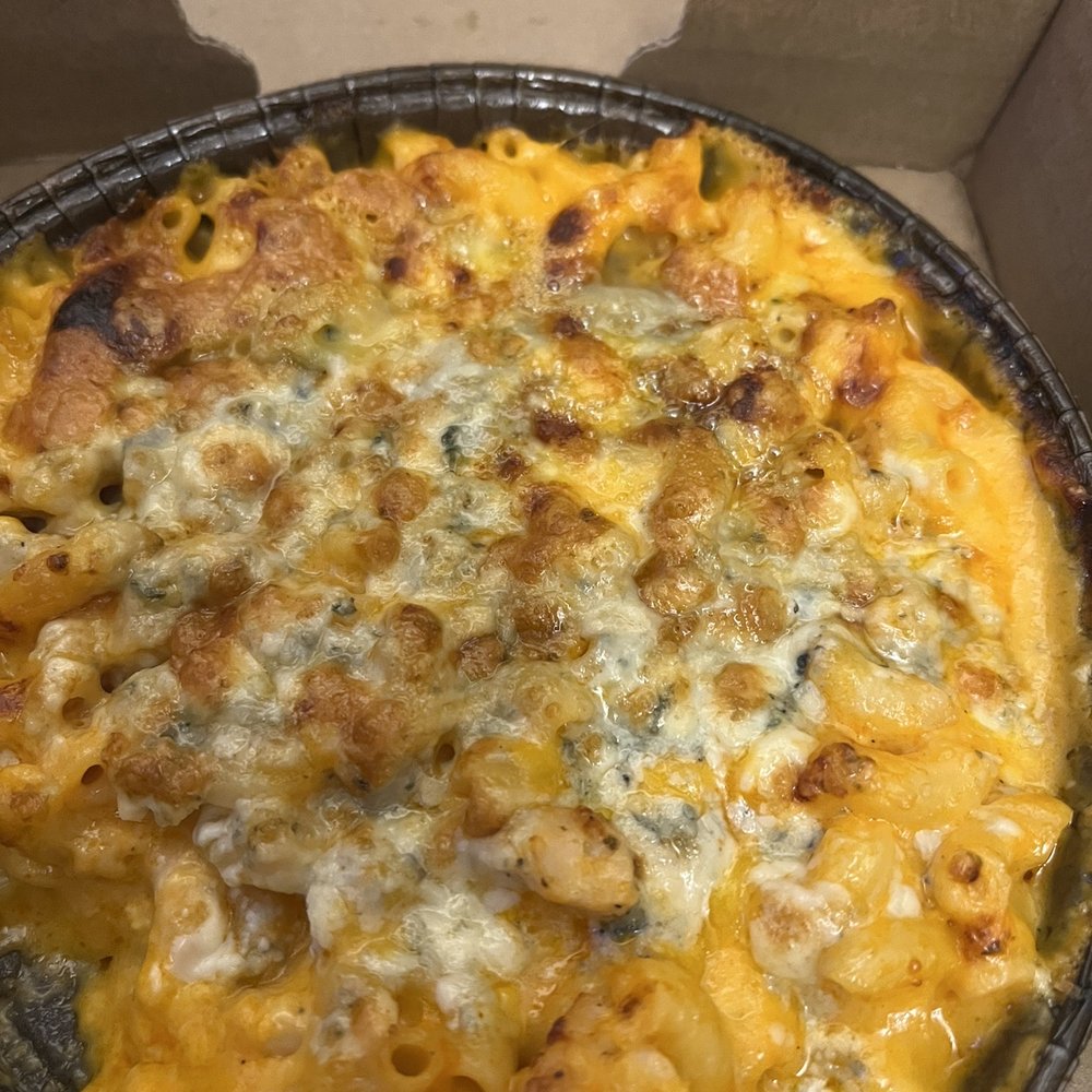S'MAC - Buffalo chicken Mac and cheese - American Near Me - New York, New York
