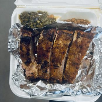 Real Smoq'ed BBQ - 1/2 slab and sides - Barbeque Near Me - Cleveland, Ohio Real Smoq'ed BBQ - 1/2 slab and sides - Barbeque Near Me - Cleveland, Ohio