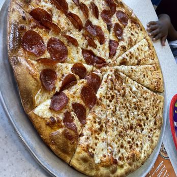 Chuck E. Cheese - XL pizza - Pizza Near Me - Attleboro, Massachusetts