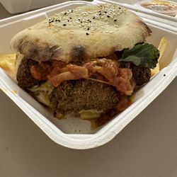 URBAN's - Falafel burger