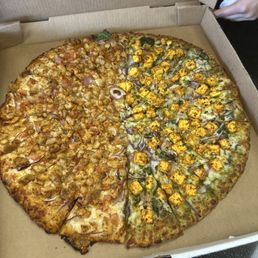 Half palak paneer half butter chicken XL pizza