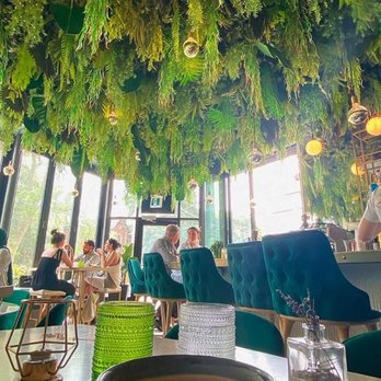 Reyna on King - Latte - Tapas Bars Near Me - Toronto, Ontario