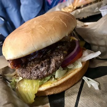 Fat Boy Burgers - 1/2lb Bacon Cheesburger - Chicken Wings Near Me - Johnson City, Texas