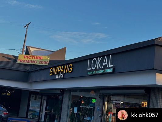 Simpang Venice by null