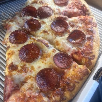 Slice of the 80's - Simple pepperoni pizza - Pizza Near Me - Westland, Michigan Slice of the 80's - Simple pepperoni pizza - Pizza Near Me - Westland, Michigan