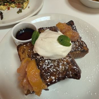 The Peach - Fancy French toast - Breakfast & Brunch Near Me - Oakland, California The Peach - Fancy French toast - Breakfast & Brunch Near Me - Oakland, California