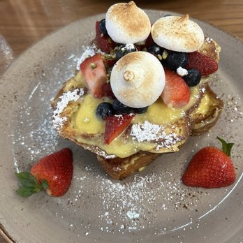 OEB Breakfast - Newport Beach - French Toast Trifle - Breakfast & Brunch Near Me - Newport Beach, California OEB Breakfast - Newport Beach - French Toast Trifle - Breakfast & Brunch Near Me - Newport Beach, California