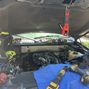 Bednar Automotive - Valve cover gaskets on a eco boost - Auto Repair Near Me - San Antonio, Texas