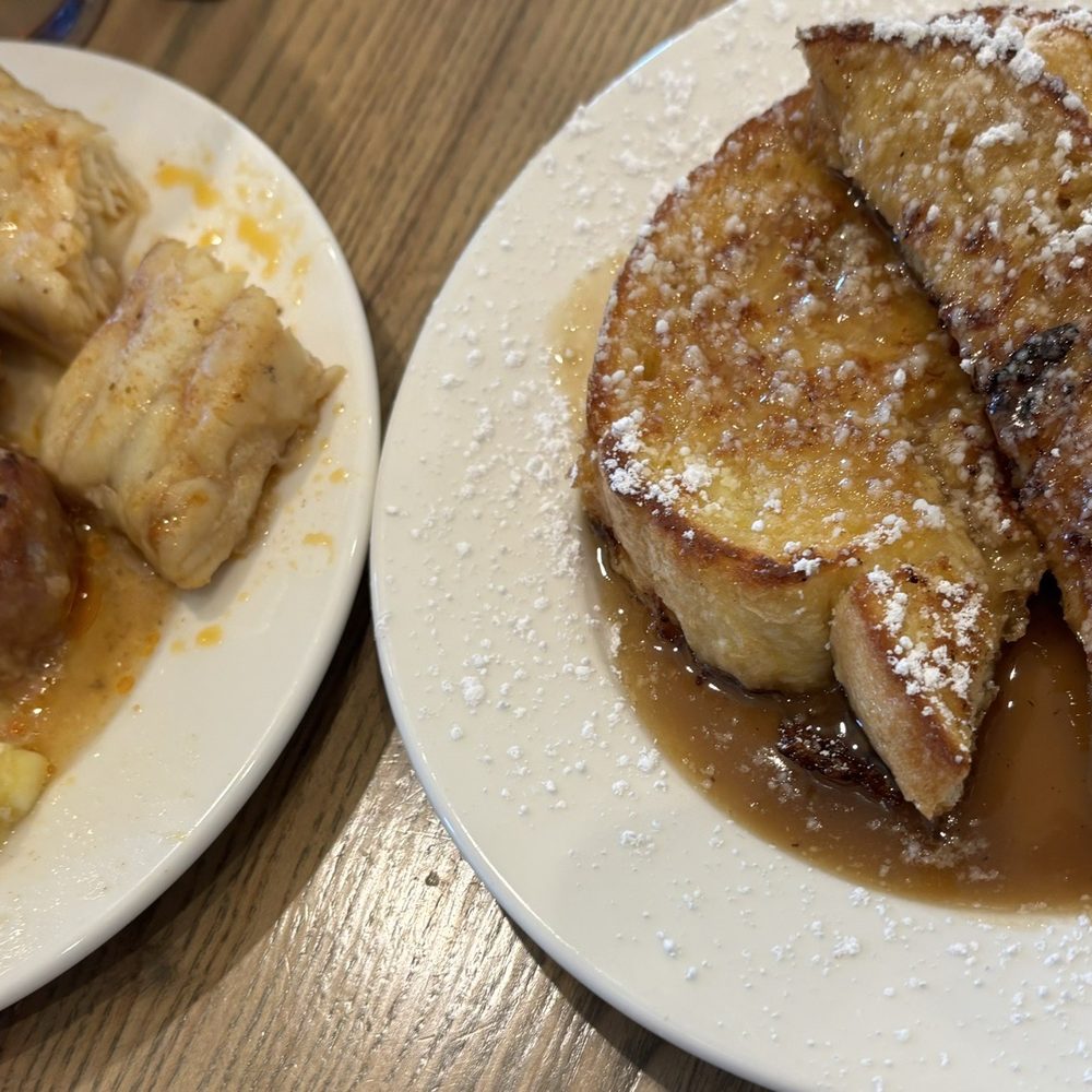 The Restaurant - Chicken pot pie, ham balls, crème brûlée French toast - Buffets Near Me - Strasburg, Pennsylvania The Restaurant - Chicken pot pie, ham balls, crème brûlée French toast - Buffets Near Me - Strasburg, Pennsylvania