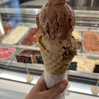 A La Mode Shoppe - Ice Cream & Frozen Yogurt Near Me - New York, New York A La Mode Shoppe - Ice Cream & Frozen Yogurt Near Me - New York, New York