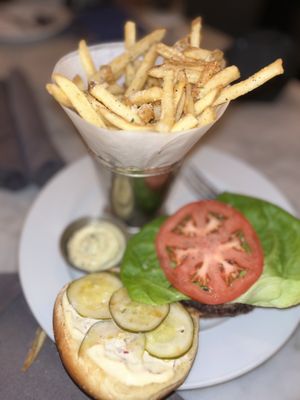 RH Courtyard Restaurant at RH Nashville by null