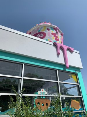 Amy's Ice Creams by null