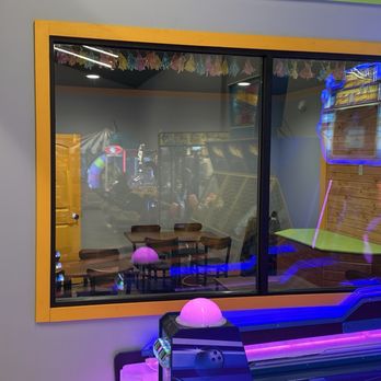 Grizzly Arcade - Separate party room for up to 12 people. - Arcades Near Me - Wadsworth, Ohio Grizzly Arcade - Separate party room for up to 12 people. - Arcades Near Me - Wadsworth, Ohio