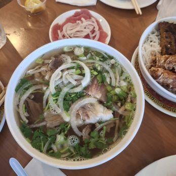 Phuong Trang - Large Pho, raw beef on the side - Vietnamese Near Me - San Diego, California Phuong Trang - Large Pho, raw beef on the side - Vietnamese Near Me - San Diego, California