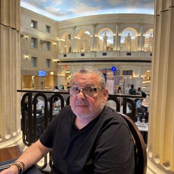 Gordon Ramsay Pub & Grill - Celebrity yelper Jeffrey R planning the demise of his enemies - Pubs Near Me - Atlantic City, New Jersey Gordon Ramsay Pub & Grill - Celebrity yelper Jeffrey R planning the demise of his enemies - Pubs Near Me - Atlantic City, New Jersey