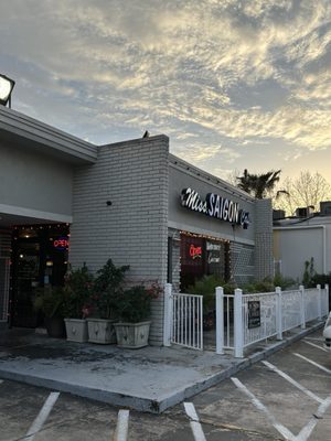 Miss Saigon Cafe by null