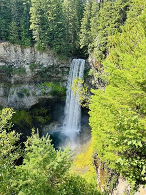 Brandywine Falls Provincial Park by null