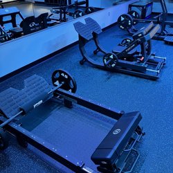 EōS Fitness - Booty builder machines in BBL room