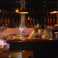 Moncho's - Restaurant Interior