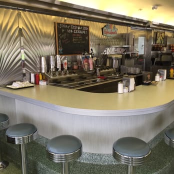 Joni's Diner - Diners Near Me - Lake Geneva, Wisconsin Joni's Diner - Diners Near Me - Lake Geneva, Wisconsin