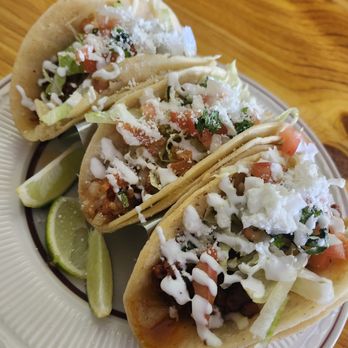 Chankir Bar & Restaurant - Mexican Near Me - Saint Clair, Pennsylvania