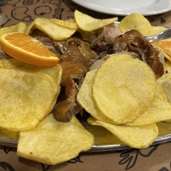 Pedro dos Frangos - Suckling pig - Portuguese Near Me - Porto, 13