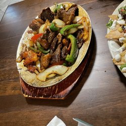 Taqueria La Raza - Steak fajitas