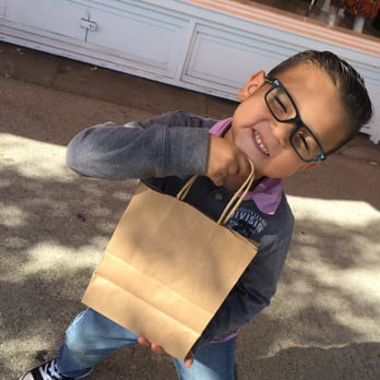 Oculus Optometry - He's in love with his new look! Rayban swag - Eyewear & Opticians Near Me - South Pasadena, California Oculus Optometry - He's in love with his new look! Rayban swag - Eyewear & Opticians Near Me - South Pasadena, California