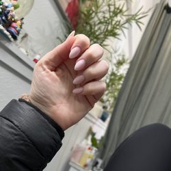 Union Nail Spa - Dip mani - 2 coats funny bunny 1 coat bubble bath