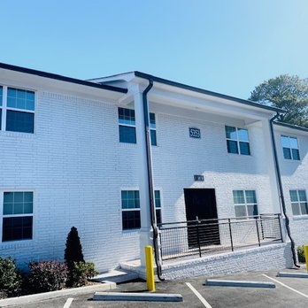 Peachtree Plaza Apartments - Apartments Near Me - Chamblee, Georgia