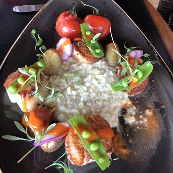 Avalon Grille - Scallops and Polenta - New American Near Me - Avalon, California